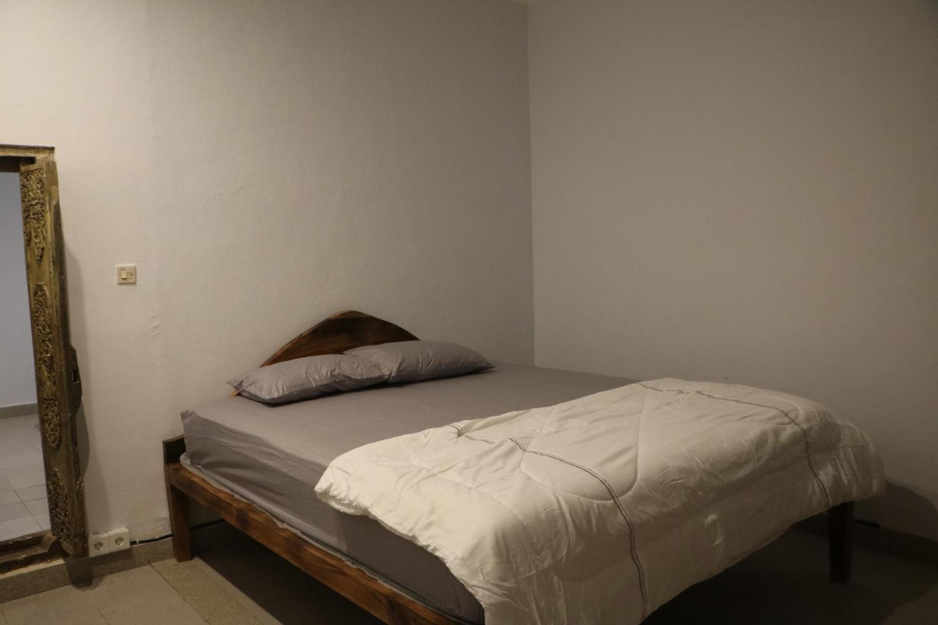 Mesari Cottage Guest House 불레렝 외부 사진